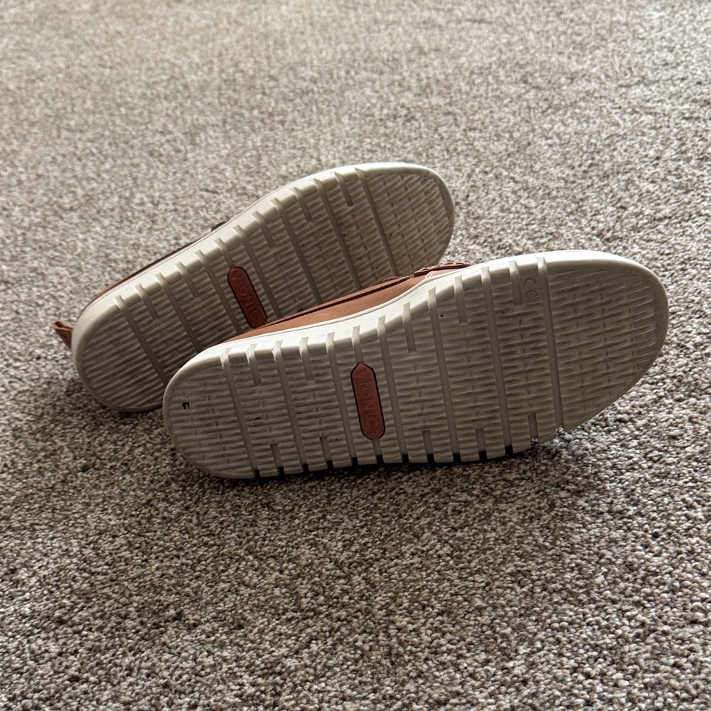 Vionic Leather Slip-On Loafers - Picture 4 of 6